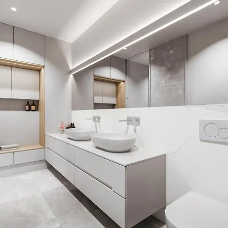 Superior Three-bedroom Appartamento *