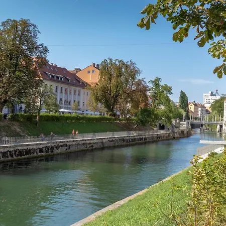 Superior Three-bedroom Lubiana